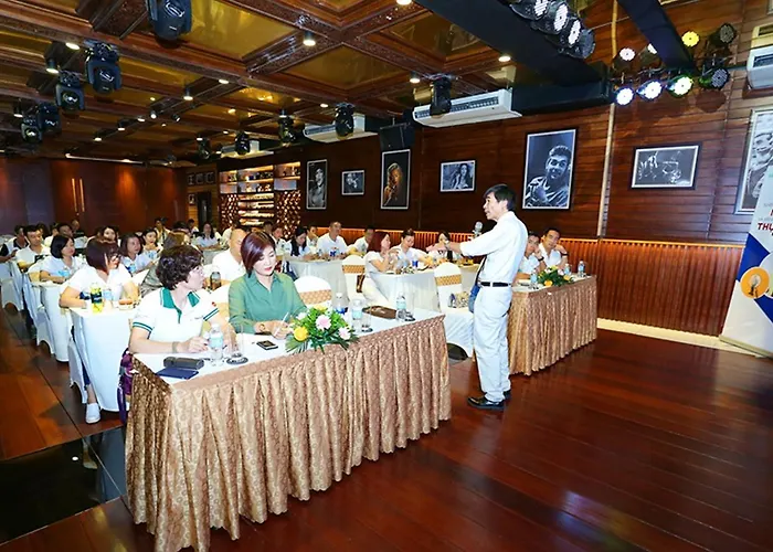 Halong Palace 4* Ha Long