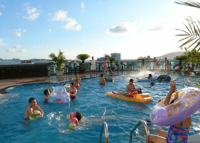 Halong Palace 4*