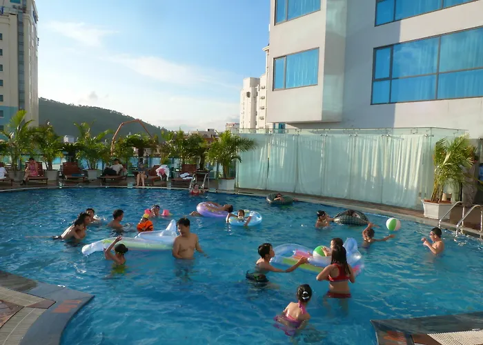Halong Palace 4*