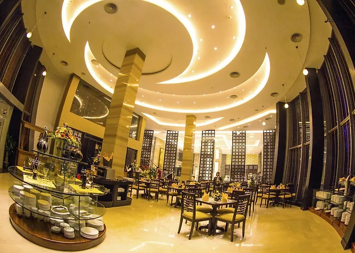 Halong Palace Hotel 4*