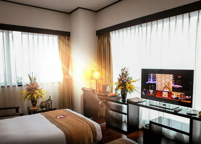 Halong Palace