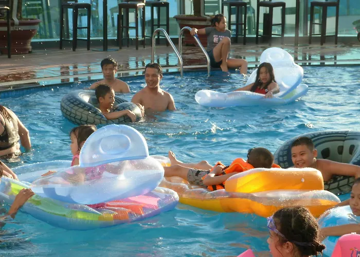 Halong Palace Hotel 4*
